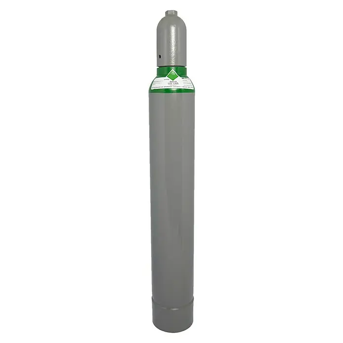 Tyczka Energy Argon-Flasche ohne Füllung* - Fassungsvermögen: 10 l - Eine graue Argon-Gasflasche. Sie hat einen grünen Hals und ist ein Druckbehälter für Gase, die in verschiedenen Industrien Anwendung finden.