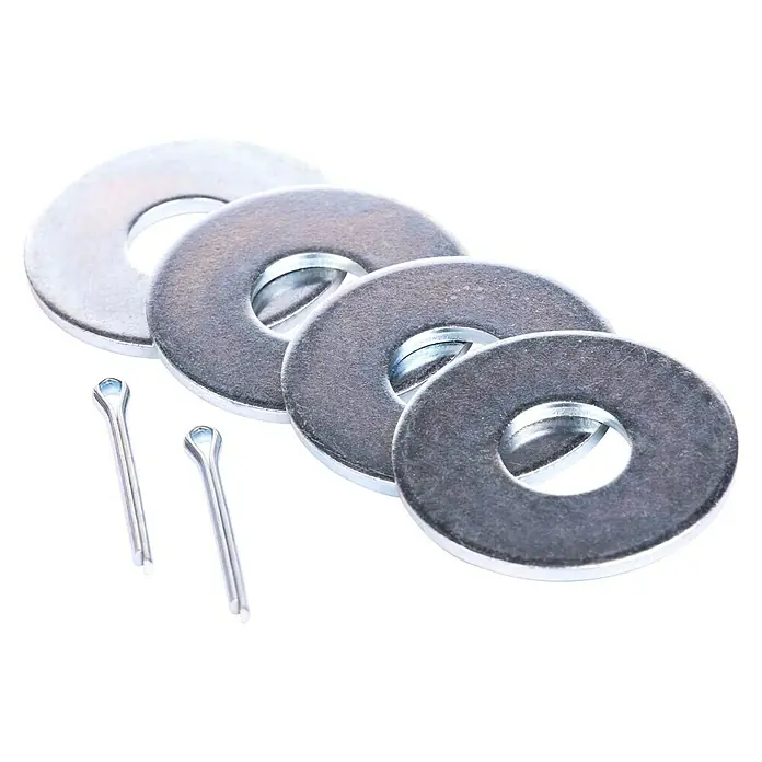 Stema Zubehör-Set für Pendelrolle - 4 x Scheibe, 2 x Splint - Metallene Unterlegscheiben und Splinte auf schwarzem Hintergrund. Ideal für Heimwerkerprojekte und industrielle Anwendungen.