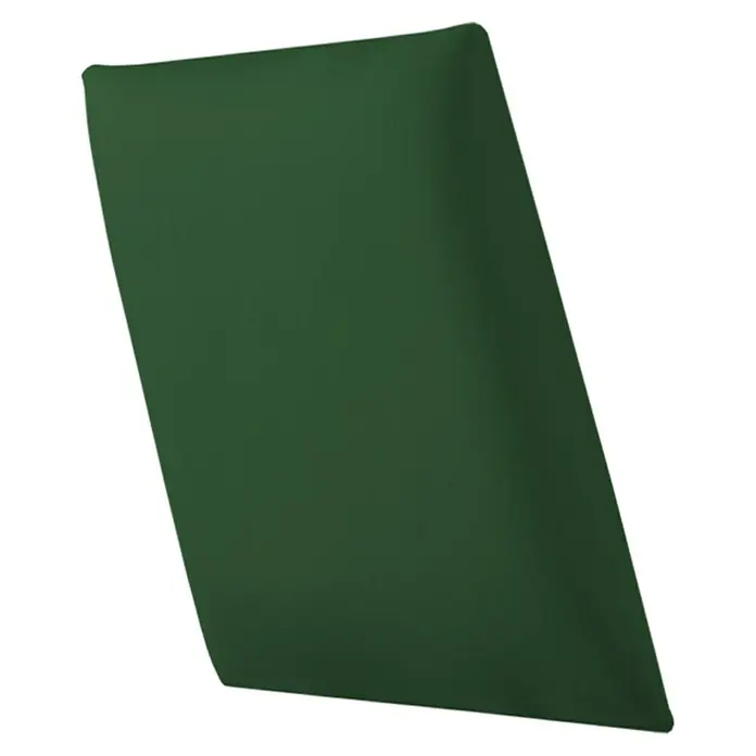 Fllow Panel de pared acolchado Velvet - Verde, 45 x 30 cm, Características del diseño: Derecha - Primer plano de un rectángulo de cuero verde, ideal como accesorio elegante o cubierta sofisticada. Perfecto para proyectos de diseño y más.