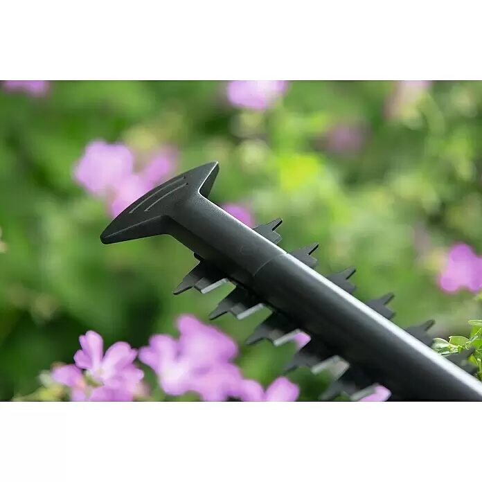 Bosch Power for All 18V Akku-Heckenschere EasyHedgeCut 18V-45 - 18 V, Li-Ionen, Ohne Akku, Schnittlänge: 40 cm - Detailaufnahme
