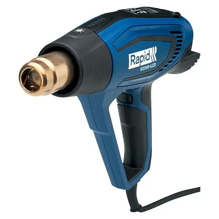 Rapid Heißluftgebläse 2200-LCD - 2.200 W, Temperaturbereich: 50 °C - 650 °C - Das Bild zeigt eine blaue Rapid R2200-LCD Heißluftpistole mit schwarzem Griff und einer goldenen Düse, die auf einem schwarzen Hintergrund abgebildet ist.