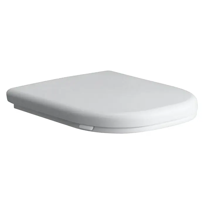 Geberit Renova Comfort WC-Sitz - Duroplast, Weiß, Ohne Absenkautomatik - Das Bild zeigt einen weißen WC-Sitz in Nahaufnahme, der durch sein schlichtes und modernes Design besticht. Ideal für jedes Badezimmer.
