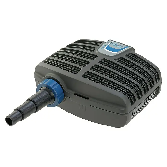 Oase Filterpumpe Aqua Max Eco Classic 2500 E - 23 W, Fördermenge pro Std.: 2.600 l - Nahaufnahme einer Oase AquaMax Eco Expert Teichpumpe, ideal für sauberes und gesundes Teichwasser mit energieeffizienter Technologie und einfacher Handhabung.