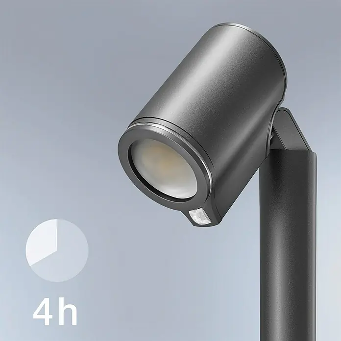 Steinel Außenstehleuchte Spot Way SC anthrazit - Farbe Gehäuse: Anthrazit, Warmweiß, 22,6 x 14 x 57,2 cm, Mit Leuchtmittel - Bild einer anthrazitfarbenen Außenleuchte, die durch ihr modernes Design besticht. Sie bietet eine Leuchtdauer von ca. 4 Stunden.