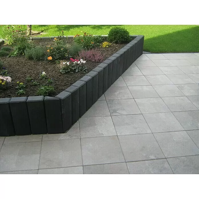 Diephaus Rechteckpalisade - 16,5 x 12 x 40 cm, Anthrazit, Beton - Stimmungsaufnahme