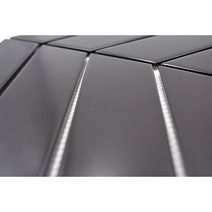 Mosaikfliese Chevron Uni CHEV 09 - 31,8 x 22,4 cm, Schwarz, Matt - Detailaufnahme