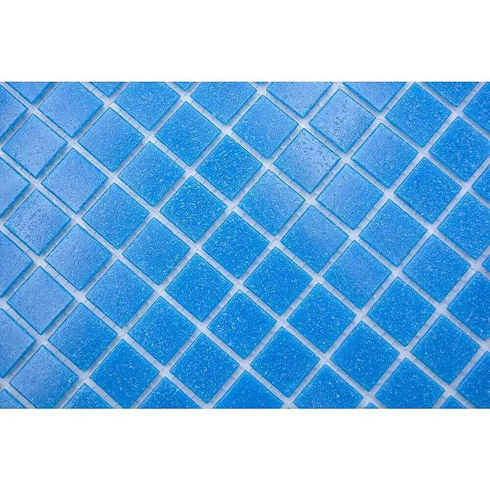 Mosaikfliese Quadrat Crystal Uni GM A 31P - 32,7 x 30,5 cm, Blau, Glänzend - Nahaufnahme von strahlend blauen quadratischen Mosaikfliesen mit einer leicht strukturierten Oberfläche, die ein sauberes und modernes Design zeigen.