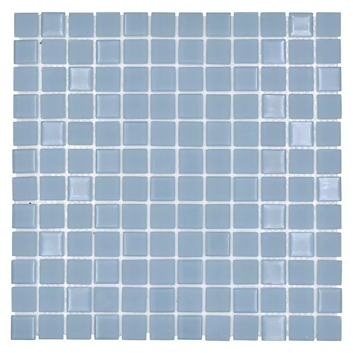 Selbstklebemosaik Quadrat Crystal Mix SAM 4CM18 - 30 x 30 cm, Grau, Matt - Nahaufnahme eines quadratischen Mosaikfliesenmusters in hellblau mit weißen Fugen, das ein beruhigendes und sauberes Erscheinungsbild bietet.