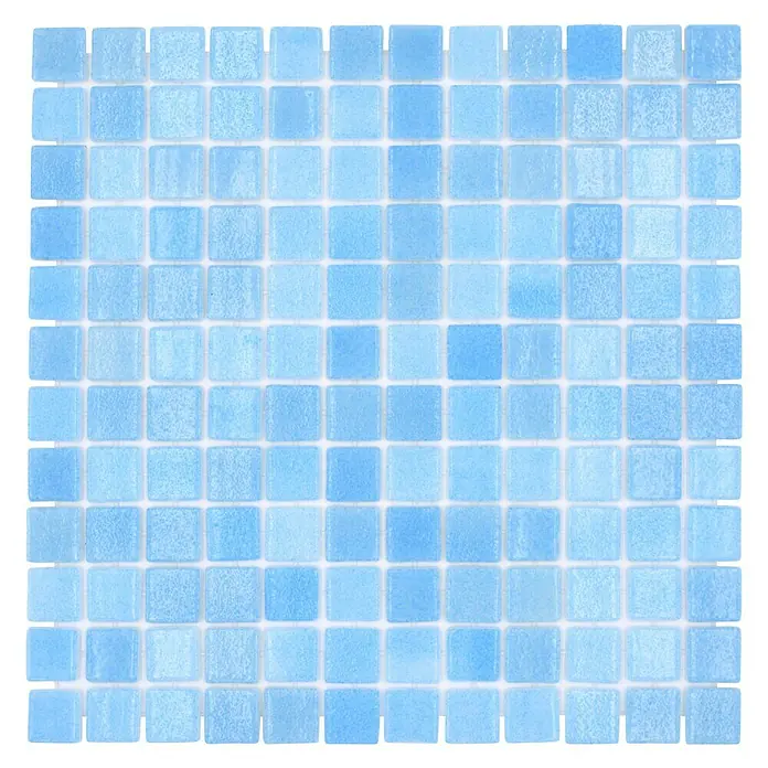 Mosaikfliese Eco Niebla VP501PUR - 31,6 x 31,6 cm, Blau/Türkis, Glänzend - Quadratische, hellblaue Mosaikfliesen mit feinen weißen Fugen, ideal für Pool- oder Badezimmerakzente.