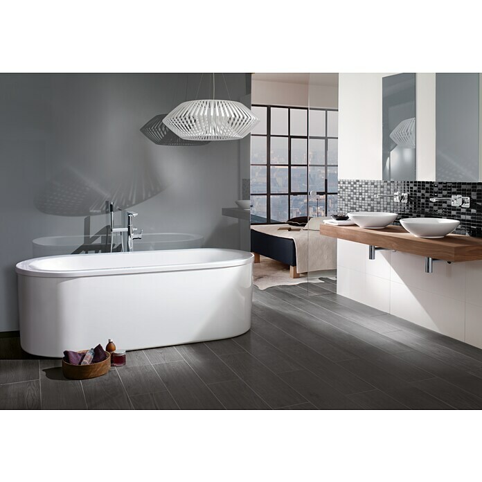 Villeroy & Boch Loop+Friends Freistehende Badewanne180 x 80 cm, Ovale Innenform, Sanitäracryl, Weiß Mood Shot