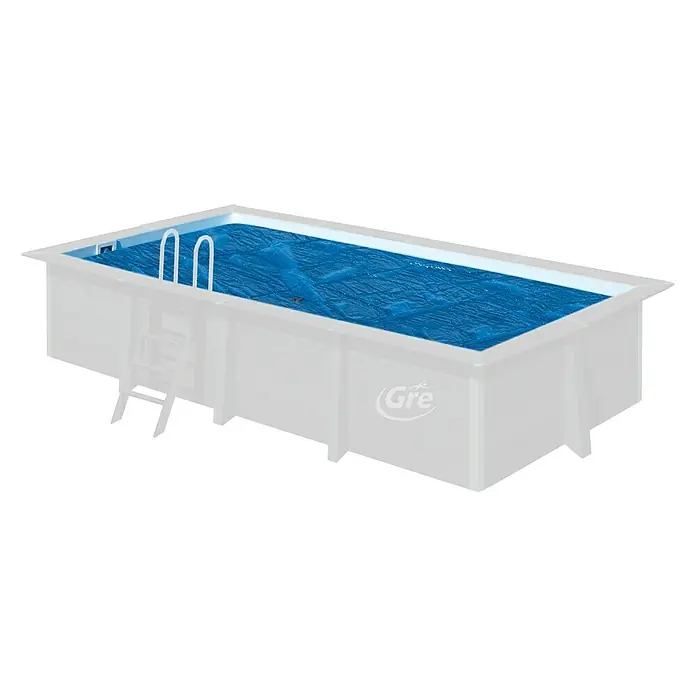 Gre Pool-Abdeckplane Isotherm - Stärke: 400 µm, L x B: 560 x 280 cm, Kunststoff - Rechteckiger GRE-Pool mit blauer Abdeckung, ausgestattet mit einer Leiter für einfachen Zugang und Komfort.