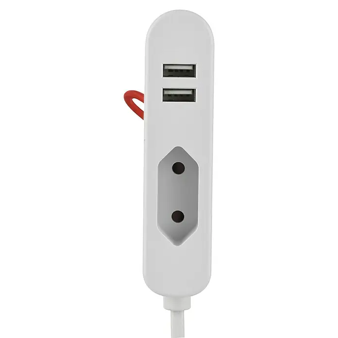 Voltomat Verlängerungskabel mit USB - 1,4 m, Weiß, H03VVH2-F - Nahaufnahme einer weißen Steckdosenleiste mit zwei USB-Anschlüssen und einer Steckdose.