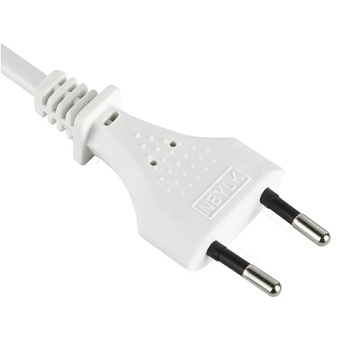 Voltomat Verlängerungskabel mit USB - 1,4 m, Weiß, H03VVH2-F - Weißer NBYLK-Stecker mit zwei Stiften und Kabel für den europäischen Markt. Anschlusskabel für Elektrogeräte.