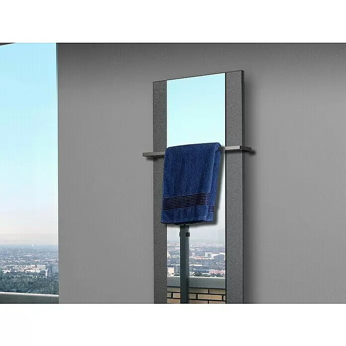 Szagato Designheizkörper Singapur - B x H: 470 x 1.200 mm, Wärmeleistung bei Vorlauftemperatur von 75 °C (D: 50): 799 W, Moonstone-Grau, Mit 1 Handtuchhalter (15 mm) - Stimmungsaufnahme