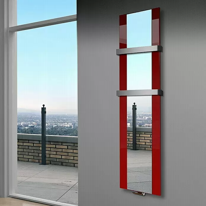 Szagato Designheizkörper Singapur - B x H: 470 x 1.800 mm, Rot, Mit 2 Handtuchhalter (50 mm) - Stimmungsaufnahme