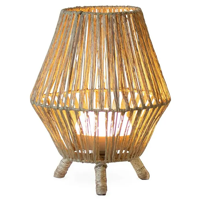 New Garden Sisine Außenstehleuchte Sisine - B x H: 25,5 x 32,5 cm - Bezaubernde Tischleuchte mit einem Lampenschirm aus Naturfasern, der warmes Licht spendet. Perfekt für eine gemütliche Atmosphäre.