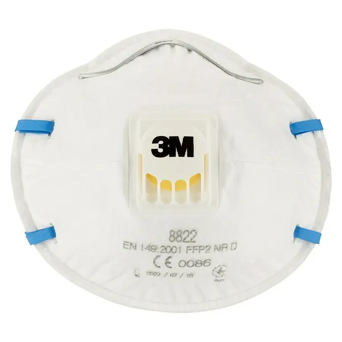 3M Mascarilla de protección respiratoria 8822 - Clase de filtro: FFP2 NR, 3 ud. - Primer plano de una mascarilla respiratoria 3M 8822 FFP2 NR D, con válvula de exhalación y fijaciones azules para mayor confort.
