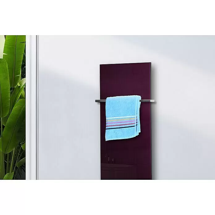 Szagato Designheizkörper Montevideo - B x H: 470 x 1.200 mm, Wärmeleistung bei Vorlauftemperatur von 75 °C (D: 50): 799 W, Purpur Violett, Mit 1 Handtuchhalter (15 mm) - Stimmungsaufnahme