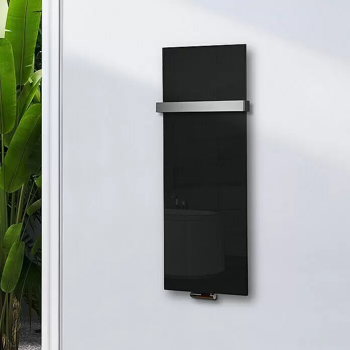 Szagato Designheizkörper Montevideo - B x H: 470 x 1.200 mm, Wärmeleistung bei Vorlauftemperatur von 75 °C (D: 50): 799 W, Schwarz, Mit 1 Handtuchhalter (50 mm) - Stimmungsaufnahme