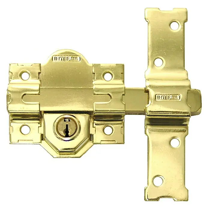 Interfer Cerrojo 31B - 165 x 148 x 36 mm, Número de llaves: 5 ud., Oro - Primer plano de un cerrojo dorado brillante con ojo de cerradura y elementos decorativos, ideal para cerrar de forma segura una puerta o portón.