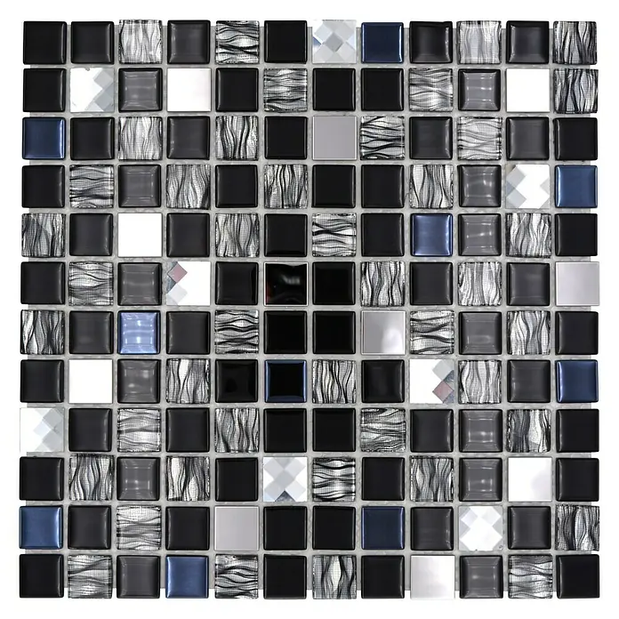Selbstklebemosaik SAM 4CM26 - 30 x 30 cm, Mix Schwarz, Glänzend - Nahaufnahme von Mosaikfliesen in Schwarz-, Grau- und Blautönen, die ein kompliziertes und auffälliges Muster bilden.