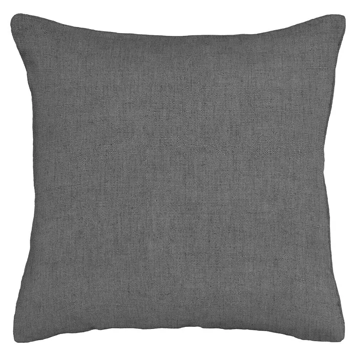 Cojín Kiron - 60 x 60 cm, Textil, Gris - Cojín cuadrado gris con una textura sutil y bordes redondeados sobre un fondo negro, ideal para añadir confort a tu hogar.