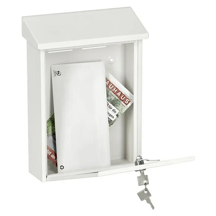 Portaferm Wandbriefkasten PF 22 - L x B x H: 7,5 x 22,5 x 30,5 cm, Weiß, Stahl - Weißer Briefkasten mit Zeitungen und Umschlägen, geöffnet mit Schlüsselanhänger.