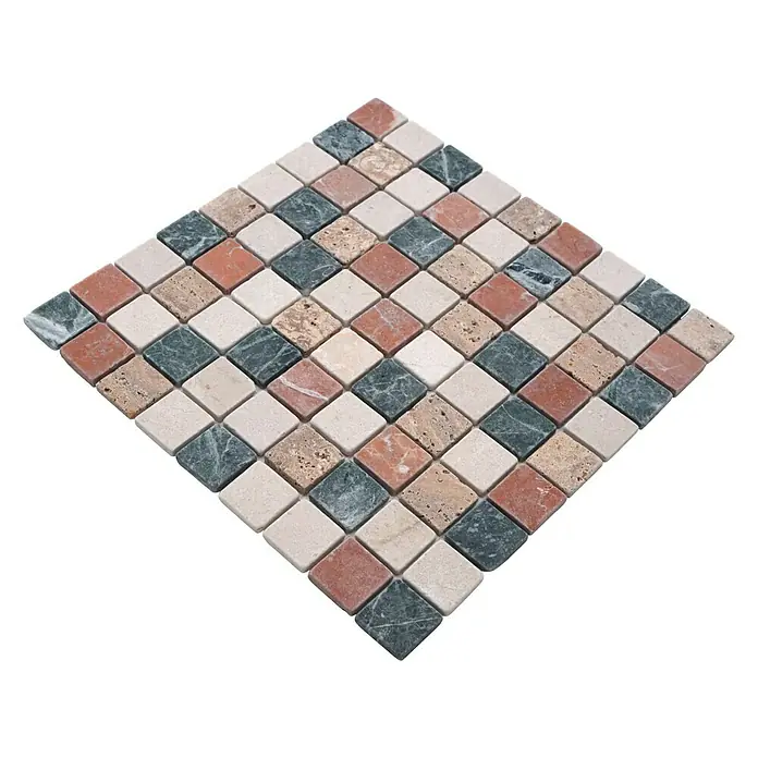 Mosaikfliese Quadrat Mix MOS 32/RND - 30,5 x 30,5 cm, Beige/Rot/Grün, Matt - Quadratische Marmorfliese in verschiedenen Farben auf schwarzem Hintergrund, ideal für Bad oder Küche.