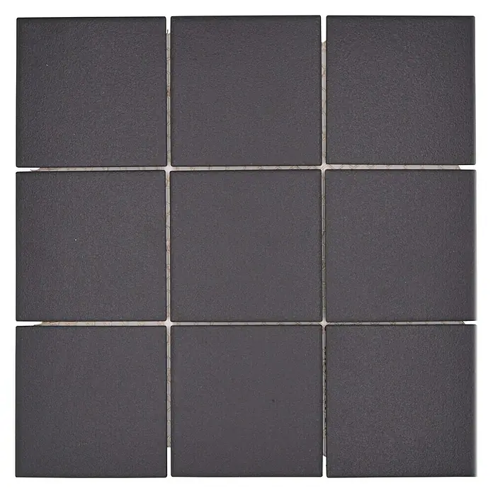 Mosaikfliese Quadrat RAT 890 - 29,8 x 29,8 cm, Schwarz, Matt - Das Bild zeigt neun schwarze Keramikfliesen, die quadratisch angeordnet sind und durch helle Fugen getrennt werden. Sie sind ein stilvolles Element für jede Raumgestaltung.