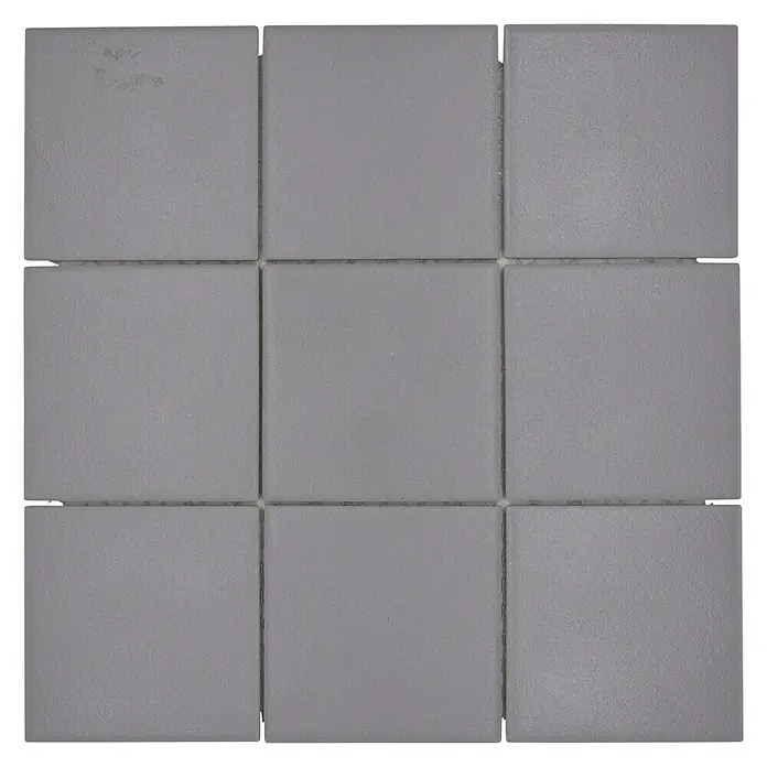 Mosaikfliese Quadrat RAT 900 - 29,8 x 29,8 cm, Grau, Matt - Nahaufnahme eines grauen Keramikfliesenmusters mit neun quadratischen Fliesen, ideal für Küchen- und Badezimmerdesign.