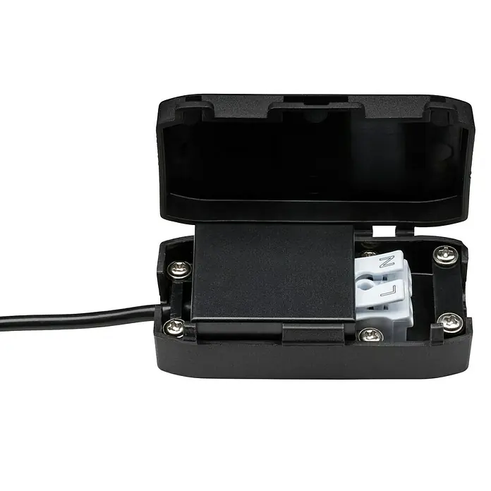 Paulmann LED-Einbauleuchten-Set Vali - 16,5 W, Schwarz, 3 Stk., Warmweiß, IP65 - Schwarze Verteilerdose mit offenem Deckel, die innere Anschlüsse zeigt. Ideal für sichere Elektroinstallationen im Innen- und Außenbereich.