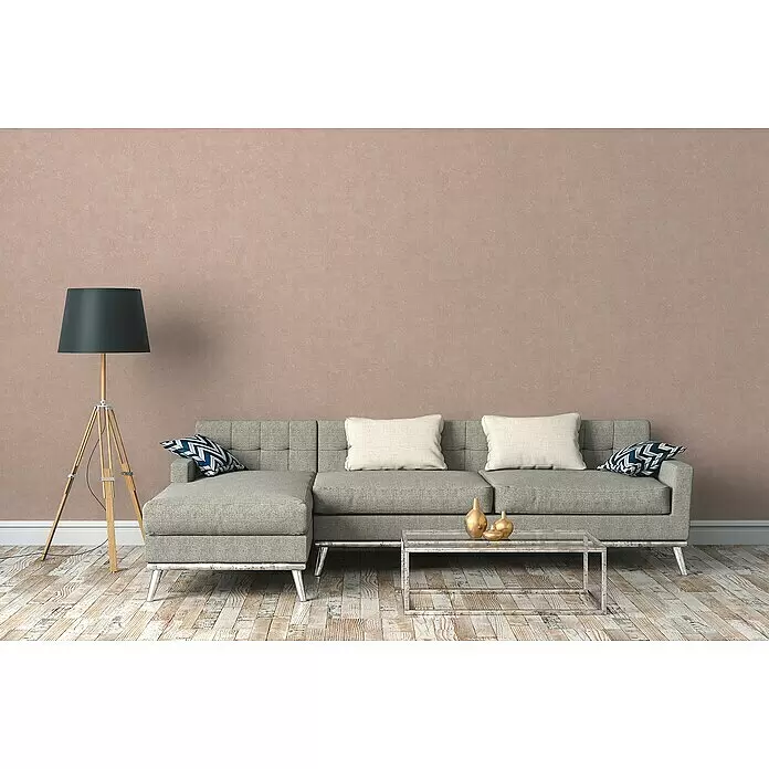 A.S. Création History of Arts Vliestapete - Braun/Beige, Uni, 10,05 x 0,53 m - Strukturierte Wand in warmem Altrosaton, die eine gemütliche Kulisse in einem modernen Wohnzimmer bildet.