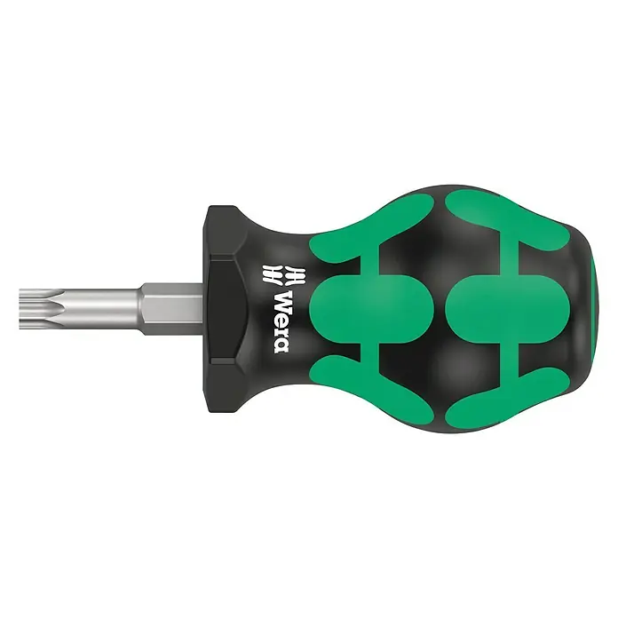 Wera Kraftform Plus Schraubendreher 367 TORX® Stubby - TX 30, Klingenlänge: 25 mm - Abbildung eines Wera Stubby Schraubendrehers mit Torx-Profil, ideal für enge Räume, mit ergonomischem Griffdesign für optimalen Halt und Kraftübertragung.