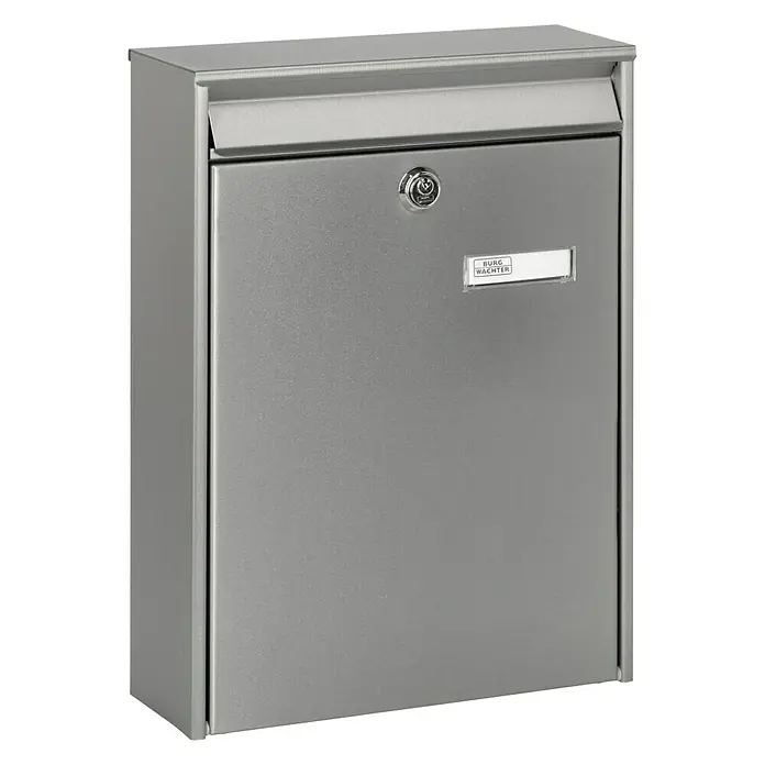 Burg-Wächter Wandbriefkasten Berlin - L x B x H: 10,5 x 28,5 x 39,8 cm, Edelstahl, Edelstahl, Öffnungsstopp - Nahaufnahme eines Burg Wächter Briefkastens aus Edelstahl, der Sicherheit und stilvolles Design vereint.\n