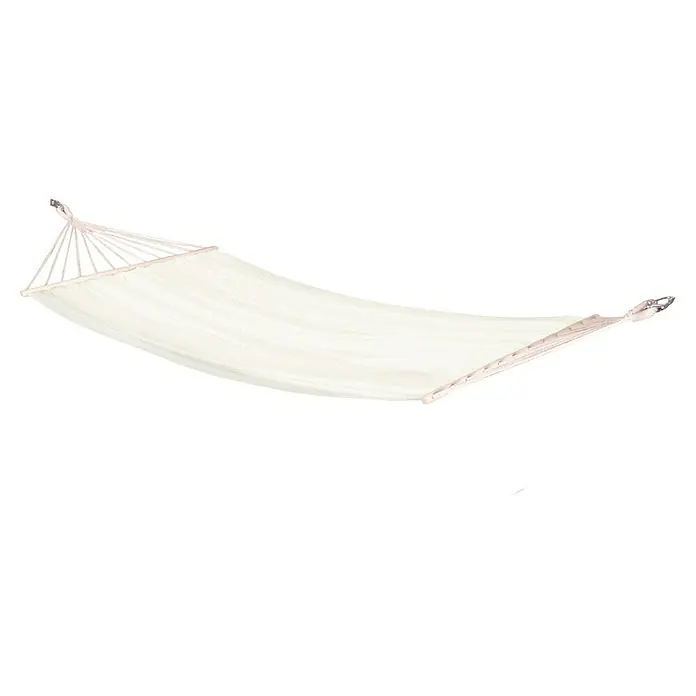 Chillounge Stabhängematte - L x B: 300 x 140 cm, Natur - Eine einfarbige Hängematte, die zum Entspannen und Genießen der Natur einlädt, hängt entspannt im Raum.
