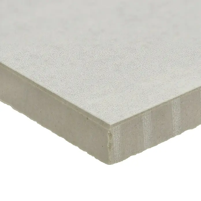 Palazzo Feinsteinzeugfliese Living Stone - 30 x 60 cm, Weiß, Matt - Nahaufnahme einer hellgrauen Keramikfliese mit feiner, gesprenkelter Textur und abgerundeten Kanten, ideal für moderne Innenräume.