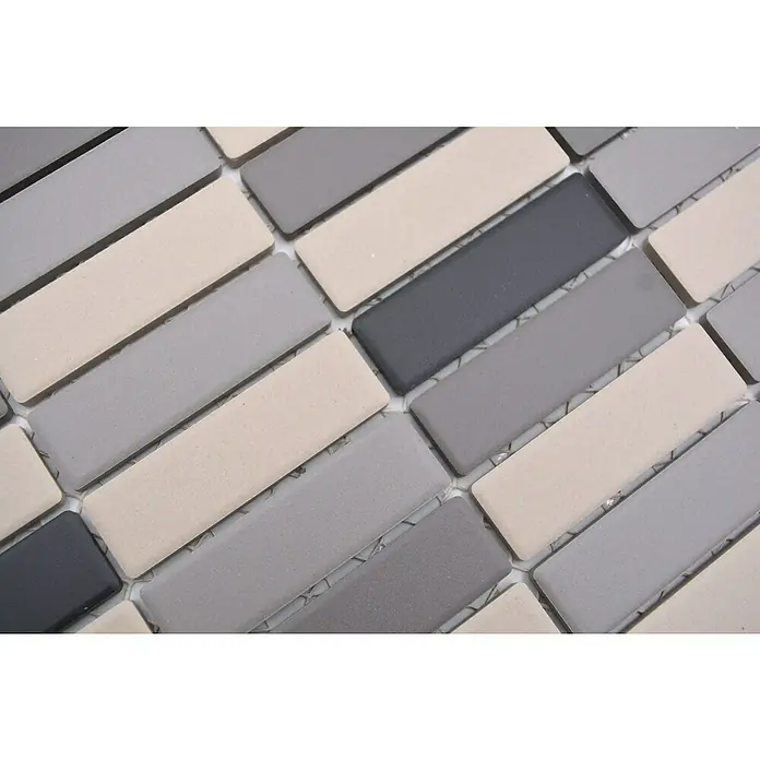 Mosaikfliese Stäbchen Mix CU ST 011 - 29,7 x 29 cm, Grau/Beige, Matt - Nahaufnahme eines Mosaiks mit rechteckigen Fliesen in Grau-, Beige- und Anthrazittönen, ideal für moderne Wand- oder Bodengestaltungen.
