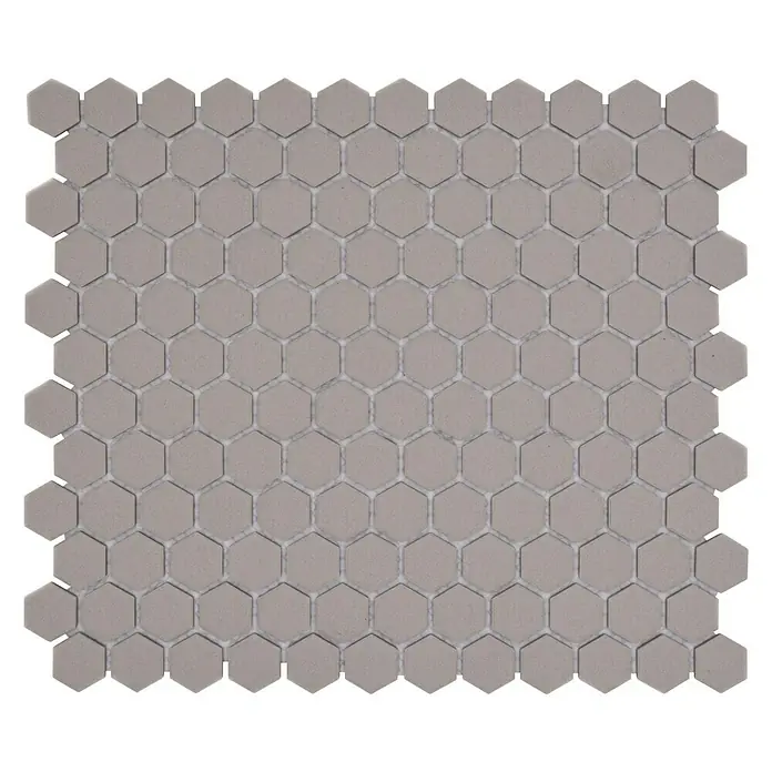 Mosaikfliese Hexagon Uni CU HX017 - 26 x 30 cm, Hellgrau, Matt - Ein Blatt grauer, sechseckiger Mosaikfliesen zur stilvollen Gestaltung von Badezimmern und Küchen. Die Oberfläche ist matt und verleiht eine dezente Eleganz.