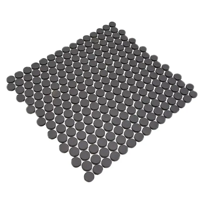 Mosaikfliese Knopf Uni CU K289 - 31,5 x 29,4 cm, Schwarz, Matt - Nahaufnahme von einem Blatt aus mattschwarzem Penny-Rundmosaik.