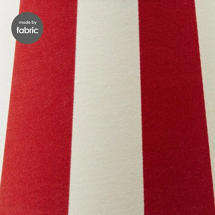 Home Sweet Home Lampenschirm Classic - Ø x H: 20 x 13 cm, Rot, Weiß, Stoff, Rund - Nahaufnahme eines rot-weiß gestreiften Stoffes, ideal für Sommerdekorationen und maritime Projekte.