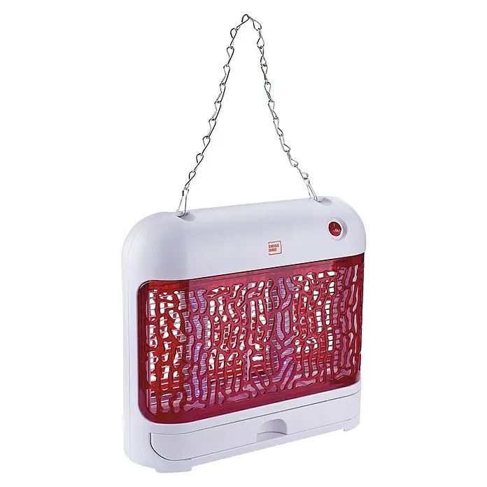 Swissinno Insektenvernichter LED - 24 W, Wirkungsbereich: 80 m² - Eine Swiss Inno Insektenfalle mit rotem Gitter und Aufhängekette vor schwarzem Hintergrund.