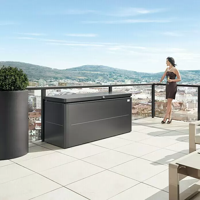 Biohort LoungeBox Gartenbox LoungeBox 160 - Dunkelgrau Metallic, 160 x 70 x 83,5 cm, Stahl - Stimmungsaufnahme