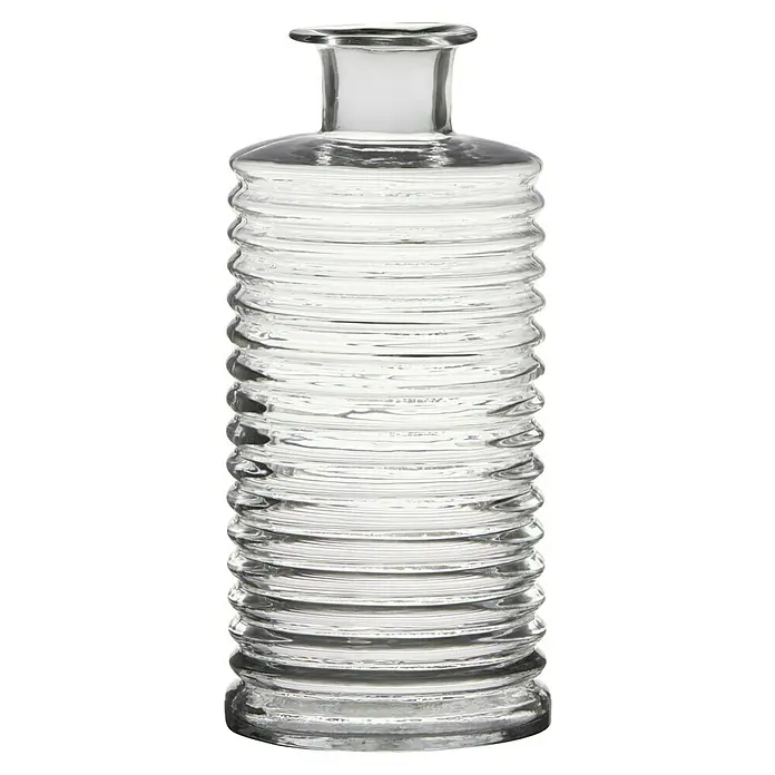 Vase Line - Ø x H: 14,5 x 31 cm, Glas, Transparent - Nahaufnahme einer gerippten Glasvase, die eine klare und strukturierte Oberfläche für dekorative Zwecke zeigt.