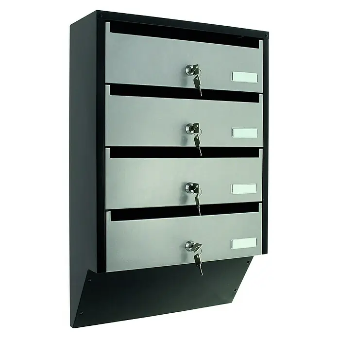Rottner Briefkastenanlage - L x B x H: 38,5 x 14 x 60 cm, Schwarz/Silber, Stahl, Namensschild - Bild eines Briefkastens mit vier Fächern. Der Briefkasten ist aus Metall und hat ein schwarzes Gehäuse. Jeder Briefkasten hat ein Schloss mit Schlüssel.
