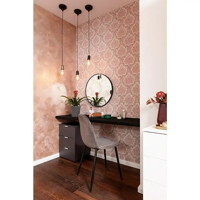 SCHÖNER WOHNEN-Farbe Trendstruktur Farbeffektputz Metall-Optik Effektfarbe - Kupfer, Glänzend, 375 ml - Elegantes Schminktisch-Set mit Spiegel, Schubladen und stilvollem Stuhl unter Pendelleuchten für eine gemütliche Atmosphäre.