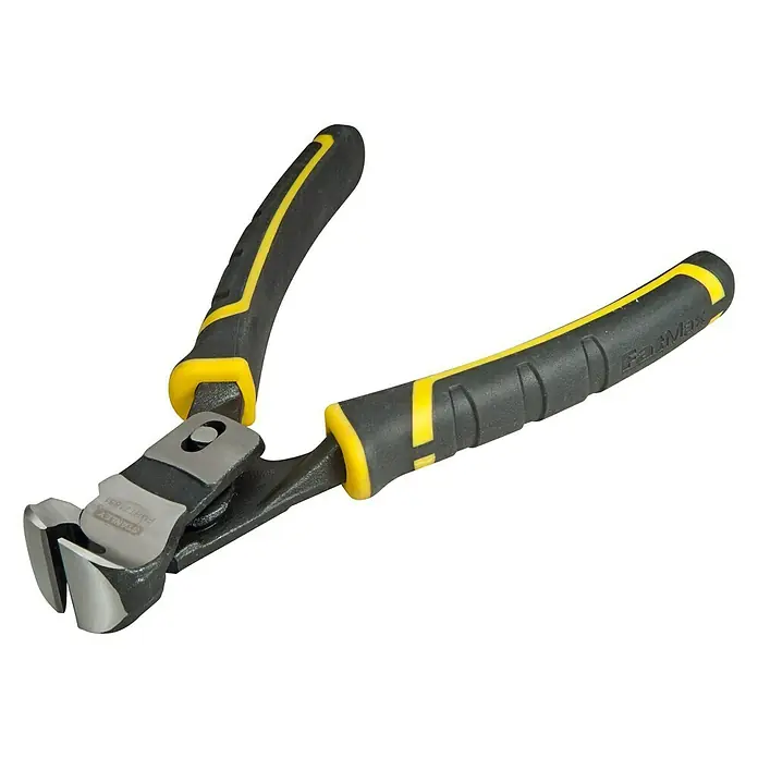 Stanley FatMax Vornschneider Duo - Schwarz/Gelb - Nahaufnahme einer Stanley FatMax Beißzange mit schwarz-gelbem Griff vor schwarzem Hintergrund.