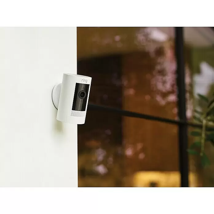 Ring Überwachungskamera außen Stick Up Cam Battery - Akkubetrieben, 1.080 Pixel (Full HD), Weiß - Stimmungsaufnahme