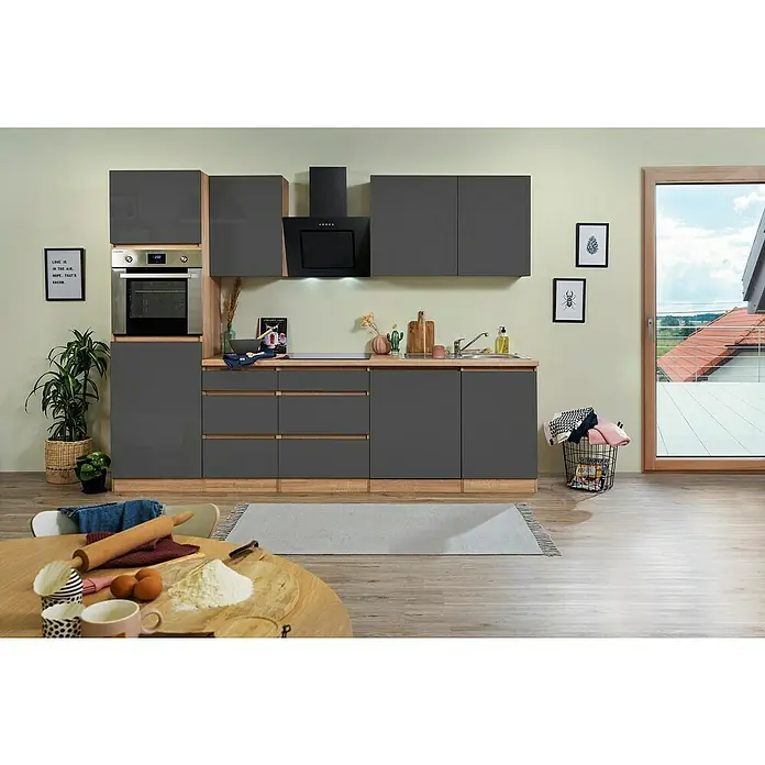 Respekta Premium Küchenzeile Lorena - Breite: 280 cm, Grau, Hochglänzend, Dekor Arbeitsplatte: Holzoptik, Mit Elektrogeräten - Moderne Küche mit grauen Schränken, hölzernen Akzenten und einer gemütlichen Atmosphäre, die zum Kochen und Backen einlädt.