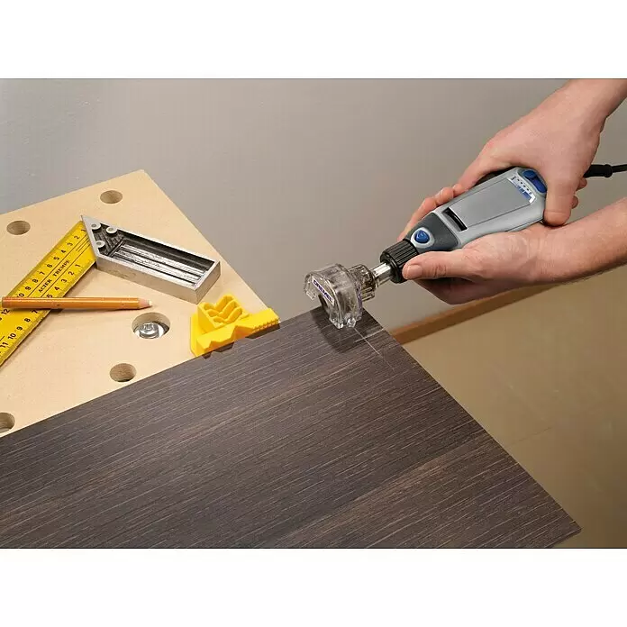 Dremel Kreissäge-Vorsatz Mod. 670 - Schnitttiefe: 6,4 mm - Anwendungsbeispiel