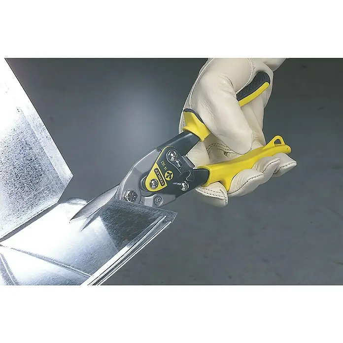 Stanley FatMax Tijeras para chapa - Largo: 250 mm, Longitud de corte: 1,2 mm, Acero - Los alicates de aviación Stanley FatMax cortan metal, sostenidos por una mano enguantada, ideal para trabajos profesionales de chapa.